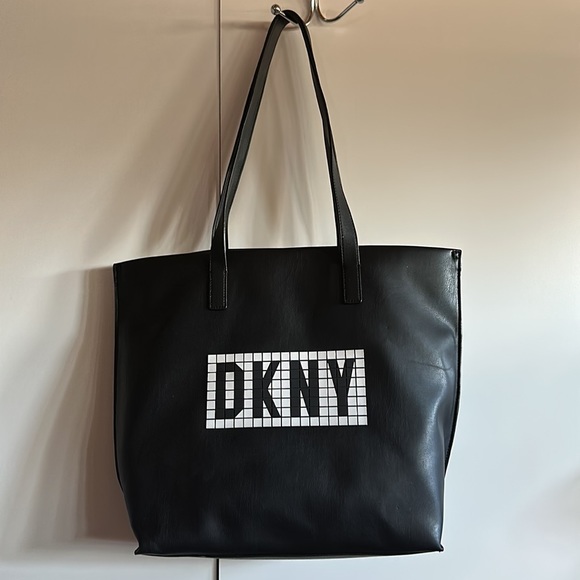{VGUC} DKNY leather snap shoulder bag - Picture 2 of 10